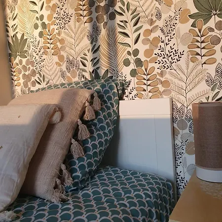 Les Pins Parking Prive Exterieur Bed & Breakfast